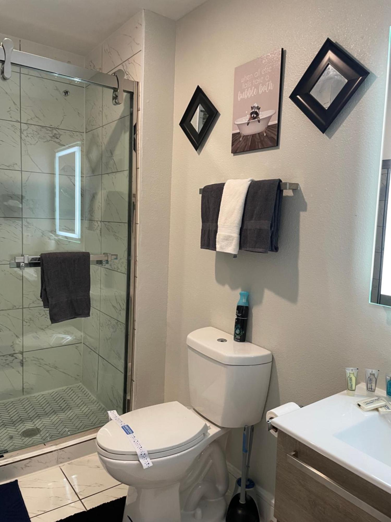 6 Min To Deep Ellum Apartment Dallas Luaran gambar